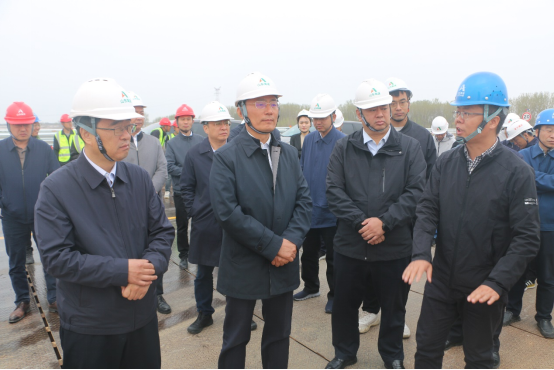 Li Huaifeng, member of the Standing Committee of the Party Committee and Deputy General Manager of the High Speed Group, conducted research on the Qingzhang Project of the Group Company